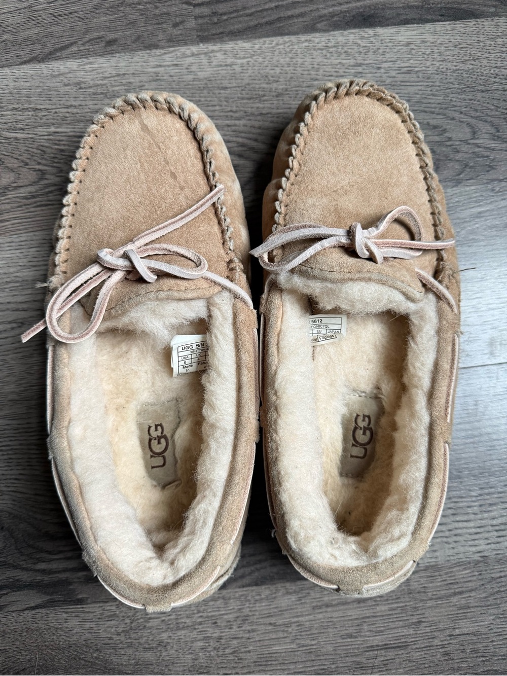 UGG Women's Sheepskin Lined Slippers - Natural